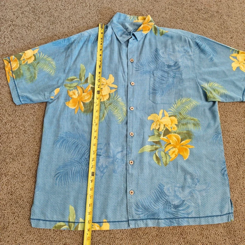 Tommy Bahama XL Mens Hawaiian Silk Shirt Blue Yellow Floral Button Front Camp‎